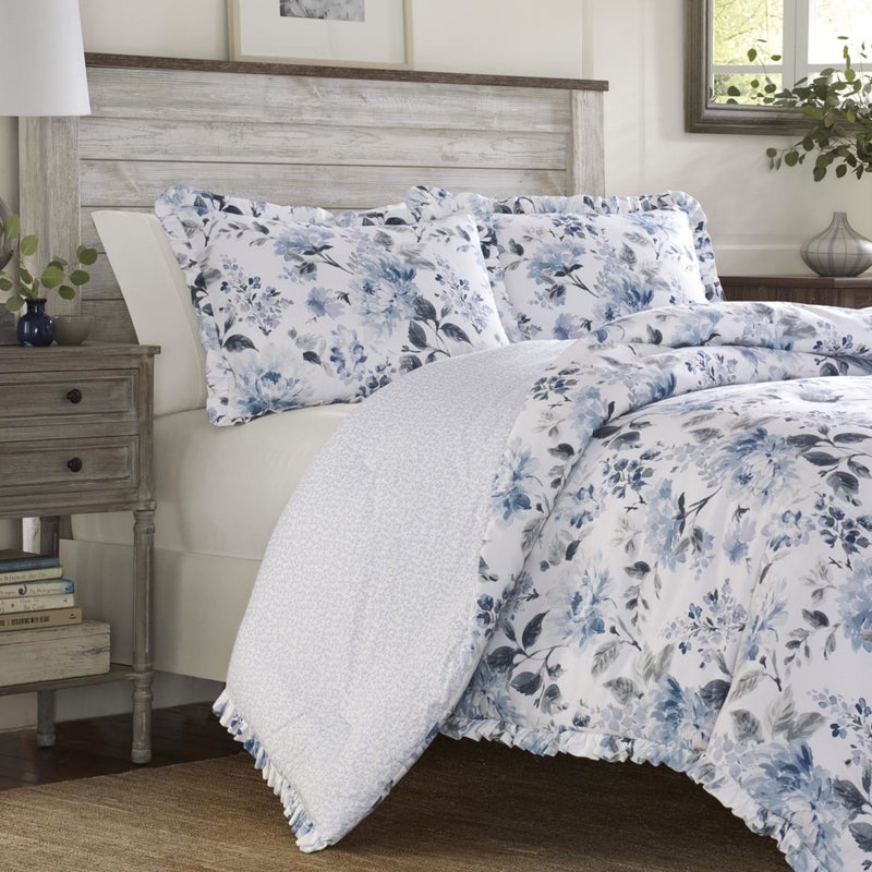 Laura Ashley Home - Twin Duvet Cover Set, Reversible Cotton Bedding with Matching Sham, Lightweight Home Decor for All Seasons (Chloe Blue, Twin) - Image 4